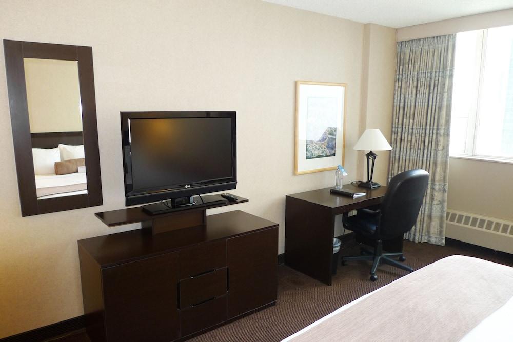 Ramada Plaza By Wyndham Calgary Downtown Hotel Ngoại thất bức ảnh