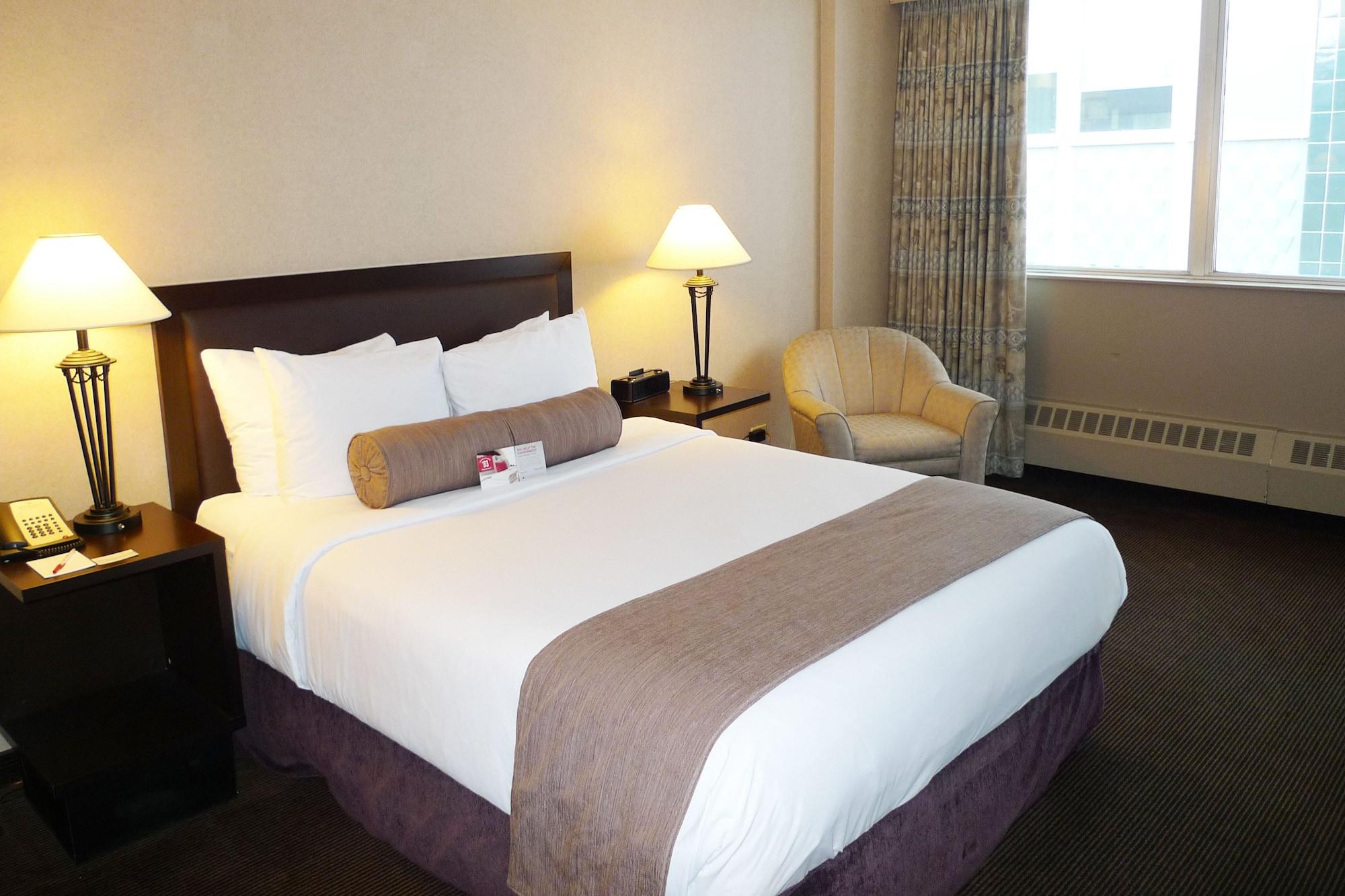 Ramada Plaza By Wyndham Calgary Downtown Hotel Ngoại thất bức ảnh