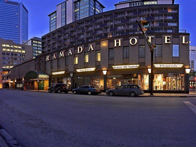 Ramada Plaza By Wyndham Calgary Downtown Hotel Ngoại thất bức ảnh